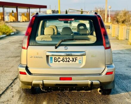 Серый Ниссан ИксТрейл, объемом двигателя 2.2 л и пробегом 280 тыс. км за 3750 $, фото 5 на Automoto.ua