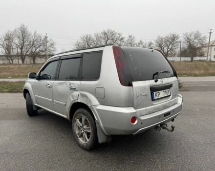 Сірий Ніссан ІксТрейл, об'ємом двигуна 2.2 л та пробігом 280 тис. км за 2950 $, фото 4 на Automoto.ua