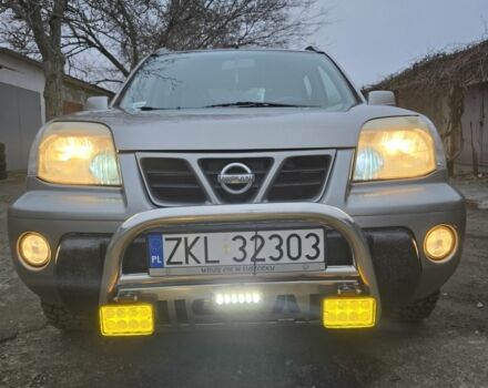 Сірий Ніссан ІксТрейл, об'ємом двигуна 2.2 л та пробігом 314 тис. км за 4500 $, фото 14 на Automoto.ua