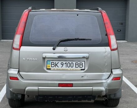 Серый Ниссан ИксТрейл, объемом двигателя 2 л и пробегом 217 тыс. км за 4150 $, фото 5 на Automoto.ua