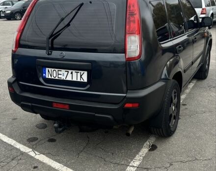 Серый Ниссан ИксТрейл, объемом двигателя 2 л и пробегом 420 тыс. км за 4000 $, фото 11 на Automoto.ua