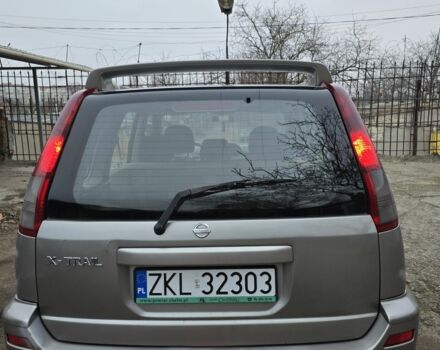 Сірий Ніссан ІксТрейл, об'ємом двигуна 2.2 л та пробігом 314 тис. км за 4500 $, фото 12 на Automoto.ua