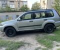 Сірий Ніссан ІксТрейл, об'ємом двигуна 0 л та пробігом 200 тис. км за 3000 $, фото 2 на Automoto.ua