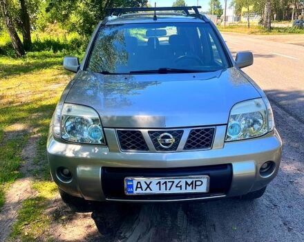 Серый Ниссан ИксТрейл, объемом двигателя 2.2 л и пробегом 170 тыс. км за 6200 $, фото 1 на Automoto.ua