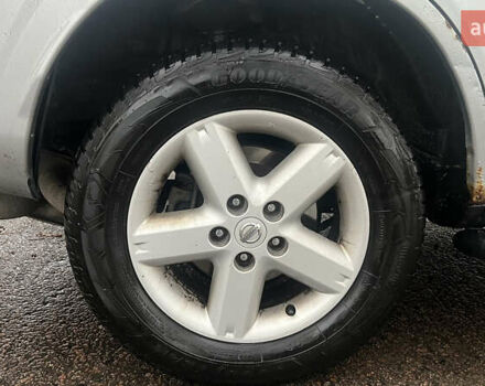 Серый Ниссан ИксТрейл, объемом двигателя 2.2 л и пробегом 323 тыс. км за 4000 $, фото 16 на Automoto.ua