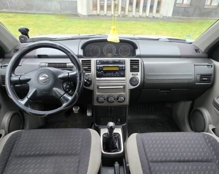 Серый Ниссан ИксТрейл, объемом двигателя 2.2 л и пробегом 260 тыс. км за 4199 $, фото 15 на Automoto.ua