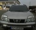 Серый Ниссан ИксТрейл, объемом двигателя 2.2 л и пробегом 415 тыс. км за 2500 $, фото 4 на Automoto.ua