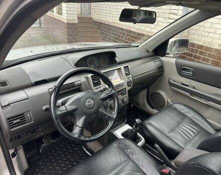 Сірий Ніссан ІксТрейл, об'ємом двигуна 2.2 л та пробігом 157 тис. км за 5900 $, фото 12 на Automoto.ua