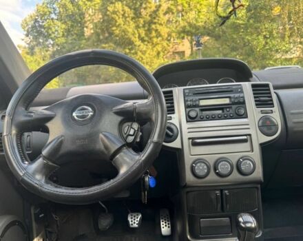 Сірий Ніссан ІксТрейл, об'ємом двигуна 2.2 л та пробігом 200 тис. км за 3200 $, фото 11 на Automoto.ua