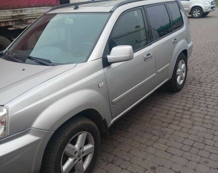 Серый Ниссан ИксТрейл, объемом двигателя 2.2 л и пробегом 260 тыс. км за 4300 $, фото 2 на Automoto.ua