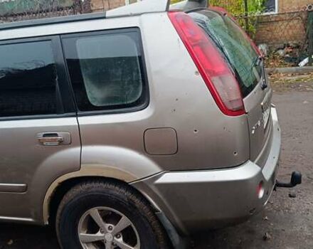 Серый Ниссан ИксТрейл, объемом двигателя 2.2 л и пробегом 230 тыс. км за 3300 $, фото 7 на Automoto.ua