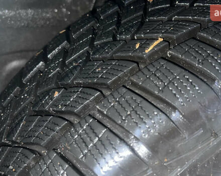 Серый Ниссан ИксТрейл, объемом двигателя 2.2 л и пробегом 323 тыс. км за 4000 $, фото 17 на Automoto.ua