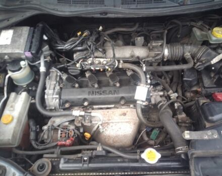 Серый Ниссан ИксТрейл, объемом двигателя 2 л и пробегом 242 тыс. км за 3300 $, фото 7 на Automoto.ua