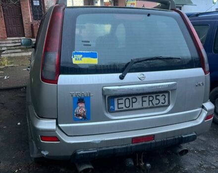 Сірий Ніссан ІксТрейл, об'ємом двигуна 2.2 л та пробігом 300 тис. км за 3799 $, фото 2 на Automoto.ua