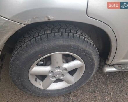 Серый Ниссан ИксТрейл, объемом двигателя 2.18 л и пробегом 273 тыс. км за 5800 $, фото 11 на Automoto.ua