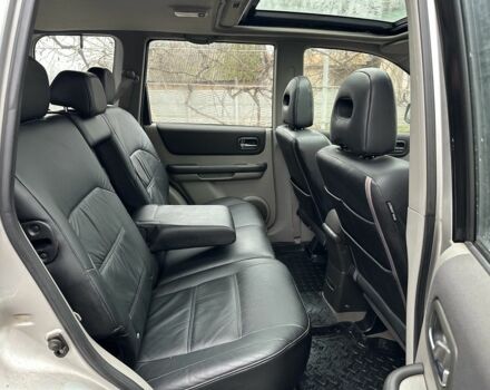 Сірий Ніссан ІксТрейл, об'ємом двигуна 2.2 л та пробігом 157 тис. км за 5900 $, фото 8 на Automoto.ua