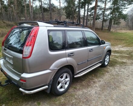 Серый Ниссан ИксТрейл, объемом двигателя 0 л и пробегом 245 тыс. км за 2900 $, фото 6 на Automoto.ua