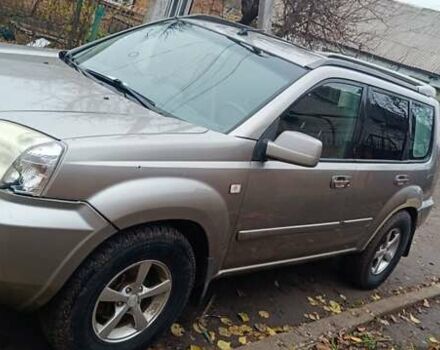 Серый Ниссан ИксТрейл, объемом двигателя 2.2 л и пробегом 230 тыс. км за 3300 $, фото 10 на Automoto.ua