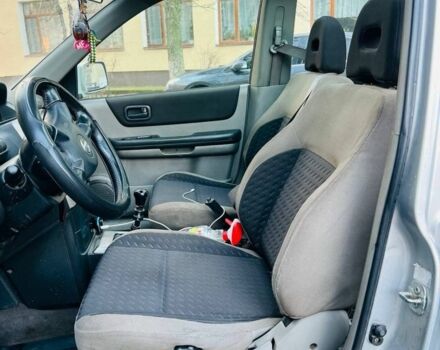 Серый Ниссан ИксТрейл, объемом двигателя 2.2 л и пробегом 100 тыс. км за 3450 $, фото 6 на Automoto.ua