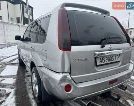 Сірий Ніссан ІксТрейл, об'ємом двигуна 2.18 л та пробігом 247 тис. км за 6800 $, фото 5 на Automoto.ua