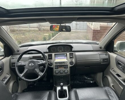 Сірий Ніссан ІксТрейл, об'ємом двигуна 2.2 л та пробігом 157 тис. км за 5900 $, фото 9 на Automoto.ua