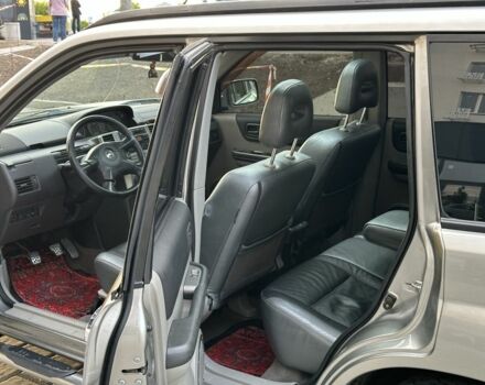 Серый Ниссан ИксТрейл, объемом двигателя 2 л и пробегом 160 тыс. км за 7000 $, фото 11 на Automoto.ua