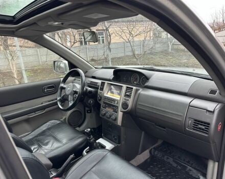 Сірий Ніссан ІксТрейл, об'ємом двигуна 2.2 л та пробігом 157 тис. км за 5900 $, фото 6 на Automoto.ua