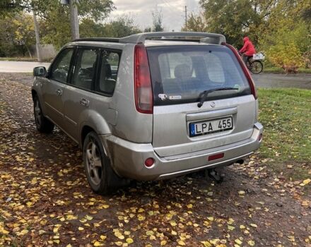 Серый Ниссан ИксТрейл, объемом двигателя 2.2 л и пробегом 270 тыс. км за 4200 $, фото 2 на Automoto.ua