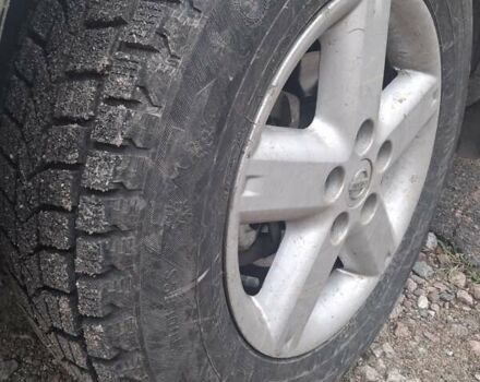 Серый Ниссан ИксТрейл, объемом двигателя 2.18 л и пробегом 273 тыс. км за 5800 $, фото 6 на Automoto.ua