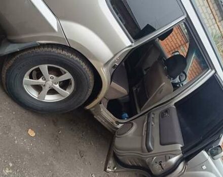 Серый Ниссан ИксТрейл, объемом двигателя 2.2 л и пробегом 230 тыс. км за 3300 $, фото 3 на Automoto.ua