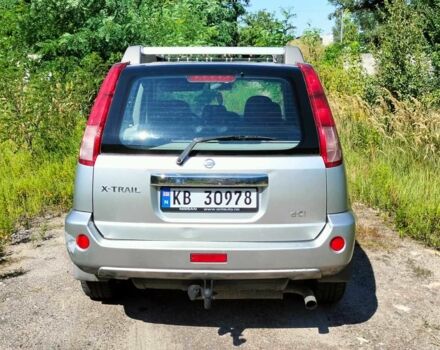 Сірий Ніссан ІксТрейл, об'ємом двигуна 2.2 л та пробігом 266 тис. км за 3500 $, фото 3 на Automoto.ua