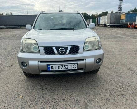 Сірий Ніссан ІксТрейл, об'ємом двигуна 2.2 л та пробігом 260 тис. км за 4096 $, фото 1 на Automoto.ua