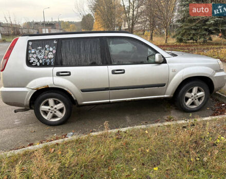 Серый Ниссан ИксТрейл, объемом двигателя 2.2 л и пробегом 195 тыс. км за 3000 $, фото 1 на Automoto.ua