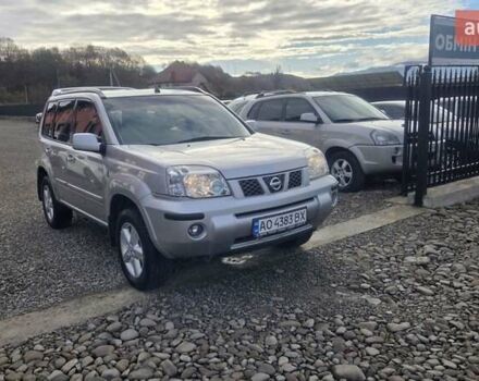 Серый Ниссан ИксТрейл, объемом двигателя 2.18 л и пробегом 337 тыс. км за 5950 $, фото 4 на Automoto.ua