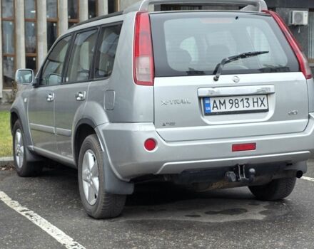 Серый Ниссан ИксТрейл, объемом двигателя 2.2 л и пробегом 260 тыс. км за 4199 $, фото 4 на Automoto.ua