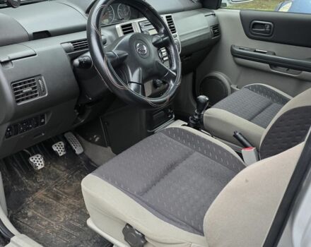 Серый Ниссан ИксТрейл, объемом двигателя 2.2 л и пробегом 260 тыс. км за 4199 $, фото 14 на Automoto.ua