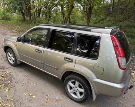 Серый Ниссан ИксТрейл, объемом двигателя 2.2 л и пробегом 240 тыс. км за 3100 $, фото 9 на Automoto.ua