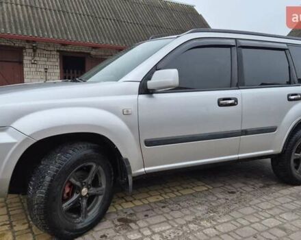 Серый Ниссан ИксТрейл, объемом двигателя 2.2 л и пробегом 490 тыс. км за 6000 $, фото 17 на Automoto.ua