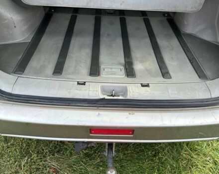 Серый Ниссан ИксТрейл, объемом двигателя 2.2 л и пробегом 370 тыс. км за 3500 $, фото 5 на Automoto.ua