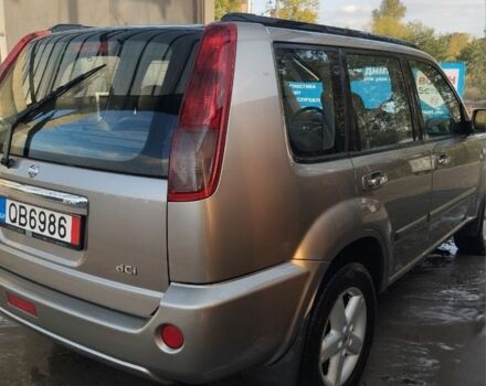 Сірий Ніссан ІксТрейл, об'ємом двигуна 2.2 л та пробігом 236 тис. км за 3700 $, фото 3 на Automoto.ua