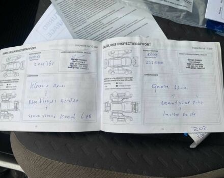 Серый Ниссан ИксТрейл, объемом двигателя 2.2 л и пробегом 272 тыс. км за 4500 $, фото 9 на Automoto.ua