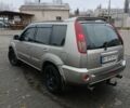 Серый Ниссан ИксТрейл, объемом двигателя 2.2 л и пробегом 302 тыс. км за 5199 $, фото 2 на Automoto.ua