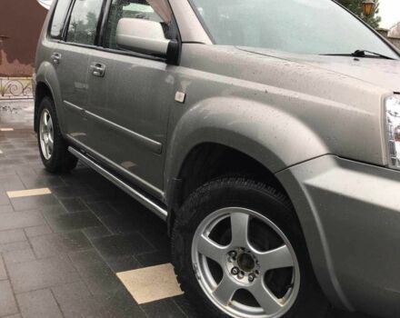 Серый Ниссан ИксТрейл, объемом двигателя 2.2 л и пробегом 188 тыс. км за 3850 $, фото 7 на Automoto.ua