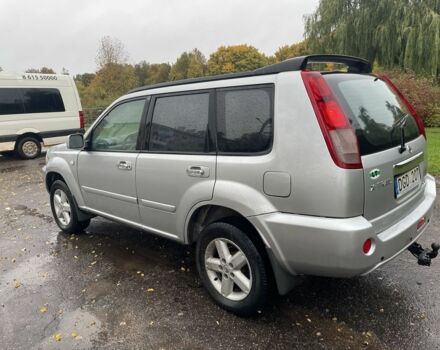 Серый Ниссан ИксТрейл, объемом двигателя 2.2 л и пробегом 287 тыс. км за 4750 $, фото 6 на Automoto.ua