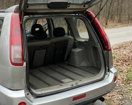 Серый Ниссан ИксТрейл, объемом двигателя 2.2 л и пробегом 290 тыс. км за 3750 $, фото 15 на Automoto.ua