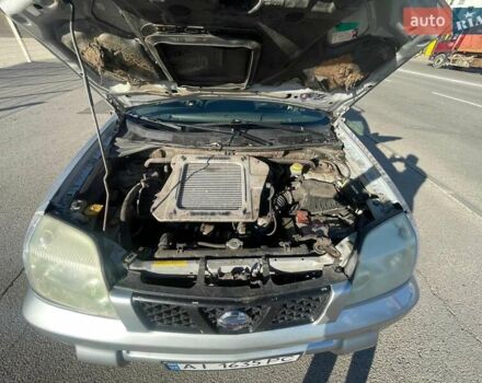 Серый Ниссан ИксТрейл, объемом двигателя 2.18 л и пробегом 405 тыс. км за 5500 $, фото 6 на Automoto.ua