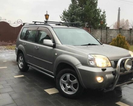 Серый Ниссан ИксТрейл, объемом двигателя 2.2 л и пробегом 188 тыс. км за 3850 $, фото 4 на Automoto.ua