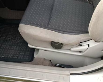 Серый Ниссан ИксТрейл, объемом двигателя 2.2 л и пробегом 350 тыс. км за 3400 $, фото 26 на Automoto.ua