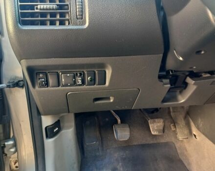 Сірий Ніссан ІксТрейл, об'ємом двигуна 2.2 л та пробігом 313 тис. км за 4500 $, фото 4 на Automoto.ua