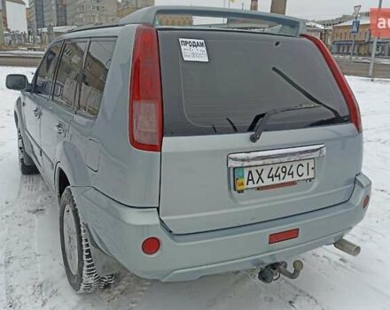 Сірий Ніссан ІксТрейл, об'ємом двигуна 2 л та пробігом 290 тис. км за 6000 $, фото 4 на Automoto.ua